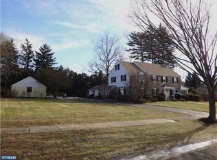 802 Essex Rd, Wilmington, DE 19807