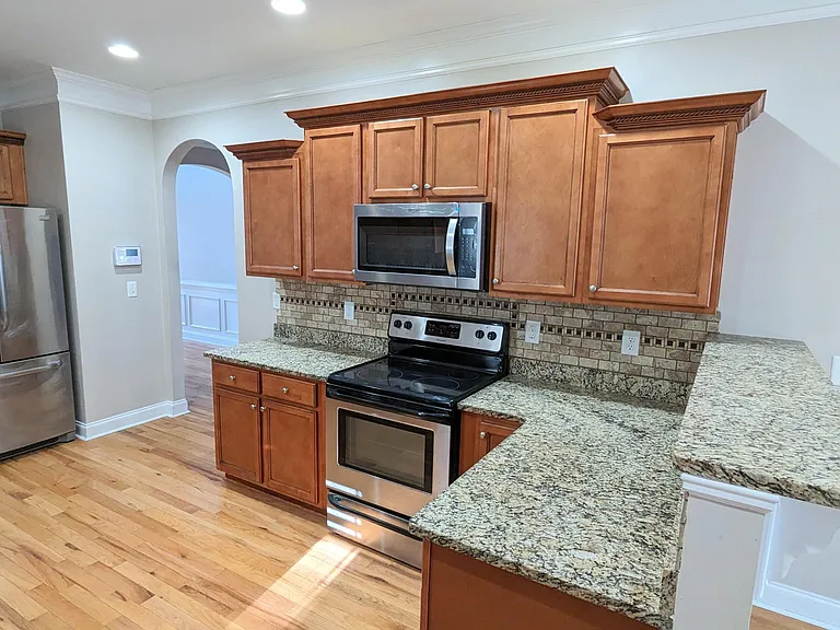 9512 Berwick Ct — Photo 9
