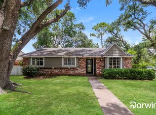 5702 Fontenelle Dr, Houston, TX 77035