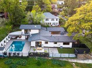 310 Holly St, Ashland, OR 97520