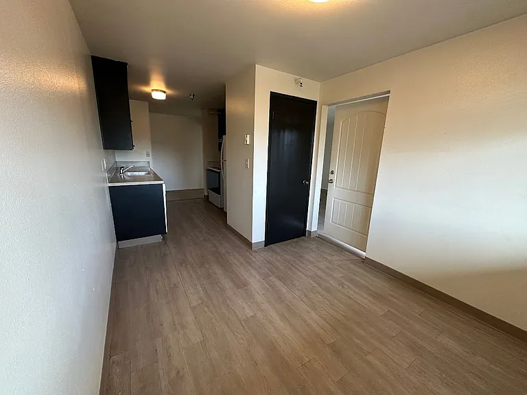 10506 Bridgeport Way SW #16 — Photo 6