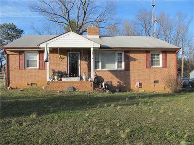 8700 Hickory Rd, South Chesterfield, VA, 23803