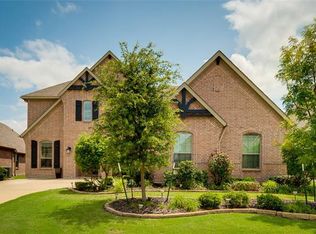 215 Chatfield Dr, Rockwall, TX 75087