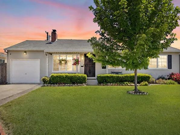 222 E Downs St, Stockton, CA 95204