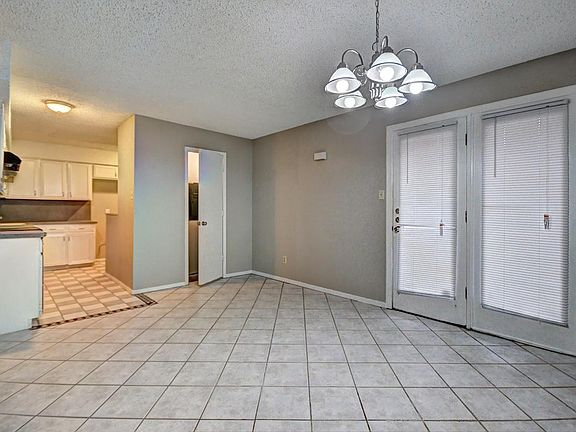 Dining Room & Kitchen