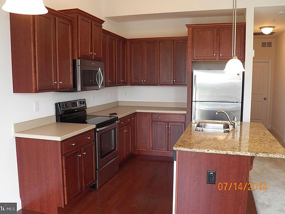 5th image of 782 Fawn Ln