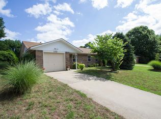 2303 W Hemlock St, Rogers, AR 72756