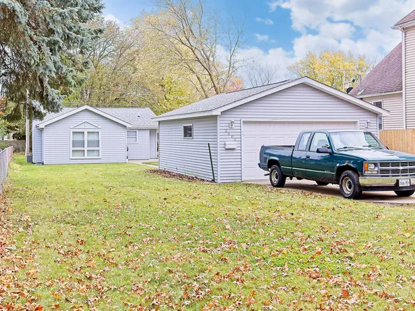 2603 Elizabeth Ave, Zion, IL 60099