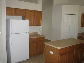 4th image of 108 Castleford Way