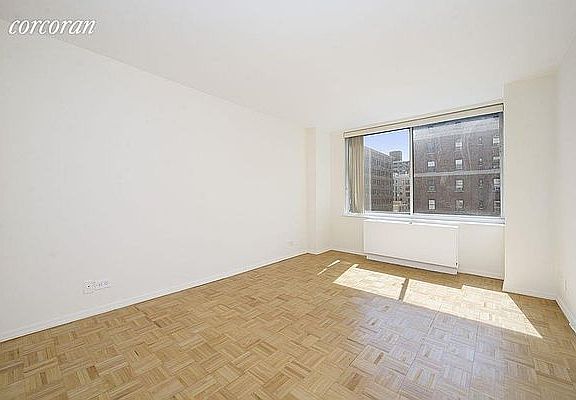 3rd image of 250 W 90th St APT 14I