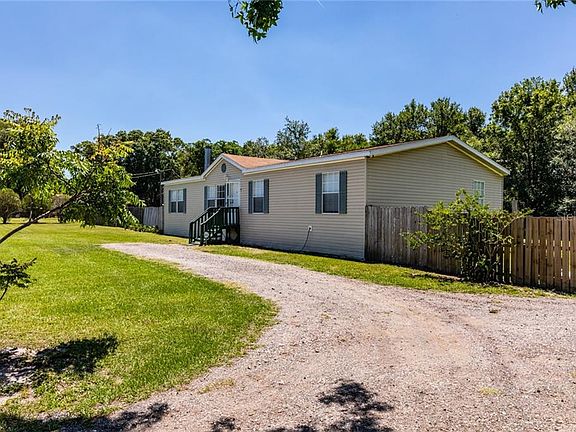 2nd image of 30430 Eastport Dr