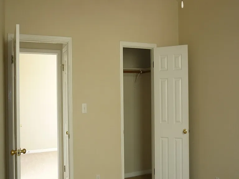 1008 Laurel Glen Blvd — Photo 12