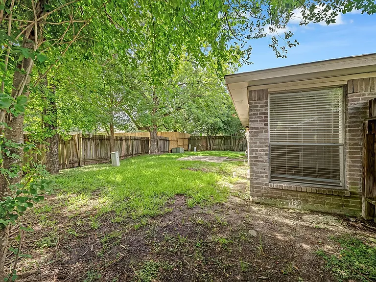 16906 Canary St — Photo 28