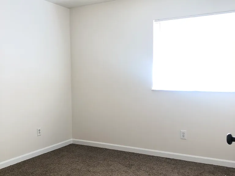 9112 Hoxie Ct — Photo 11