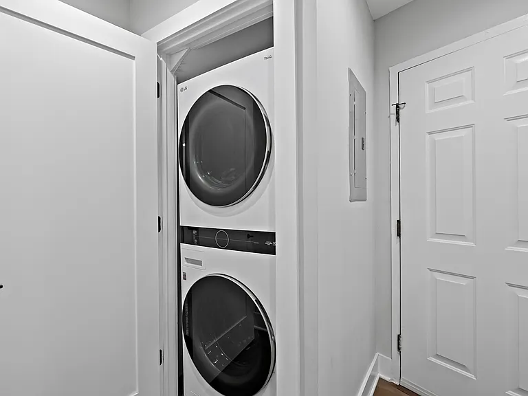 111 Cedar Rd #3 — Photo 11