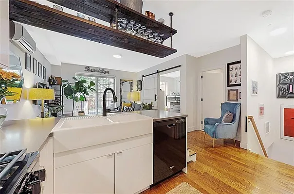 Sold by Ben Bay Realty Company of Ave U | media 4