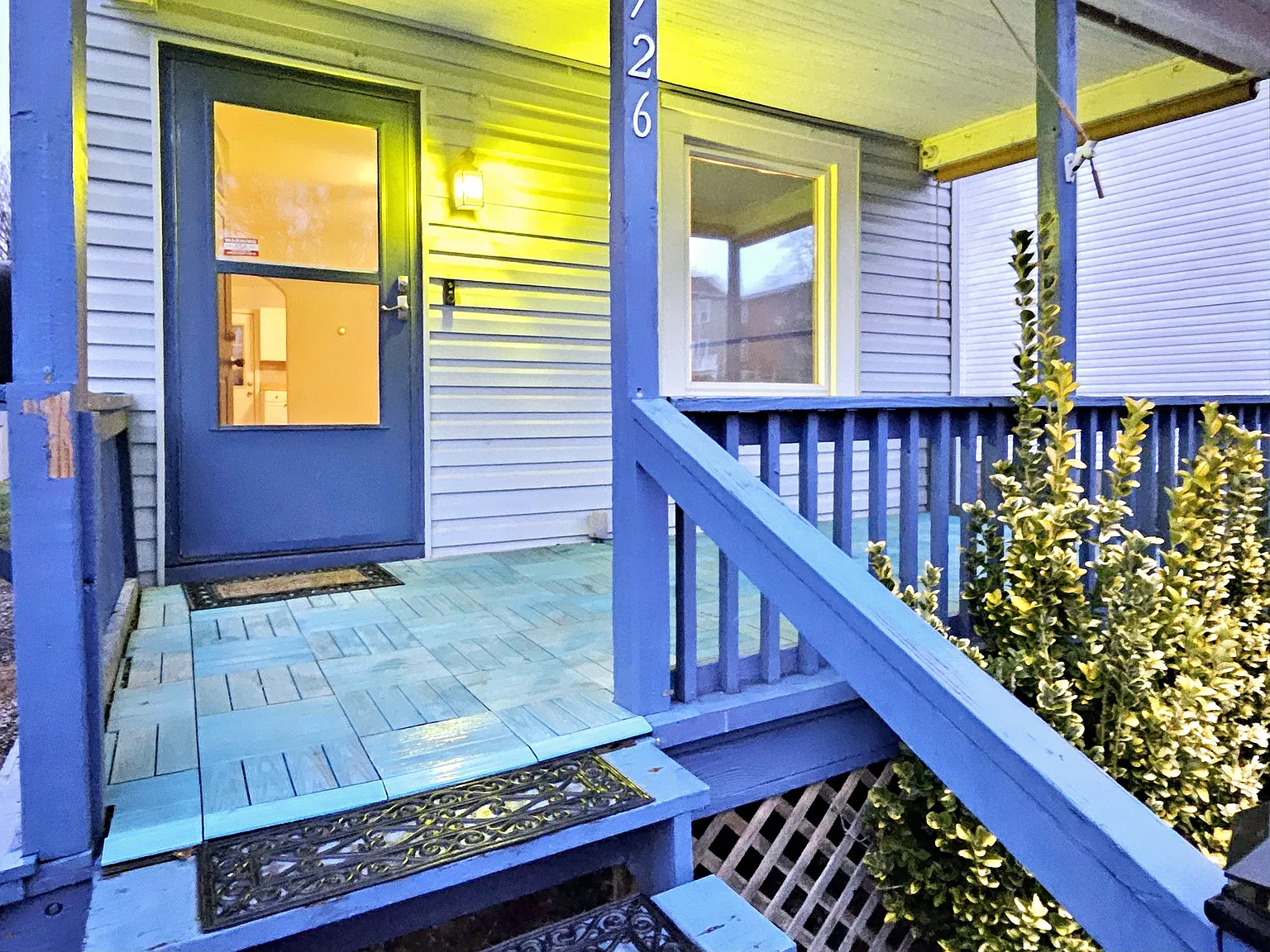 726 Locust St — Photo 3