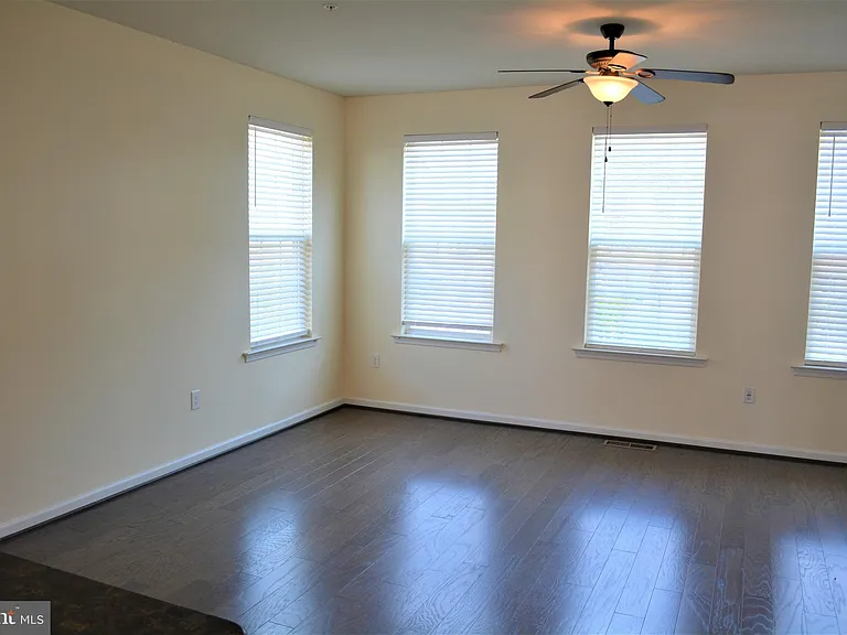 6203 Margarita Way — Photo 16
