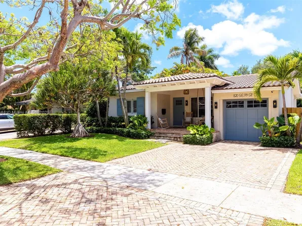 820 SE 9th St, Fort Lauderdale, FL 33316