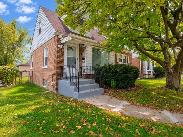117 163rd St, Calumet City, IL 60409