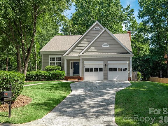 2nd image of 9801 Deer Spring Ln