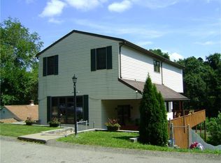 2831 Kathy St, South Park, PA 15129