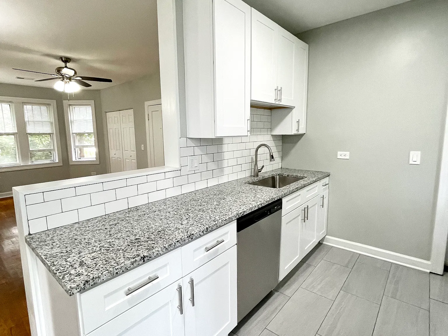 1 bed, 600 sqft, $1,495 — Photo 2