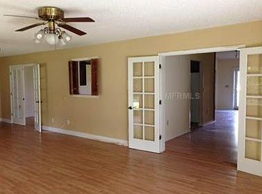 4th image of 2645 Orchid Ln