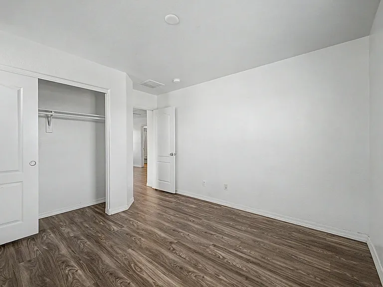 18436 W Nambe St — Photo 21