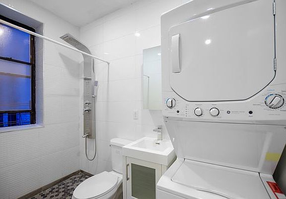 4th image of 618 W 136th St APT E
