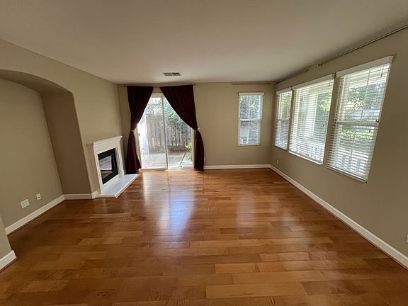 4th image of 3042 Pistache Ln