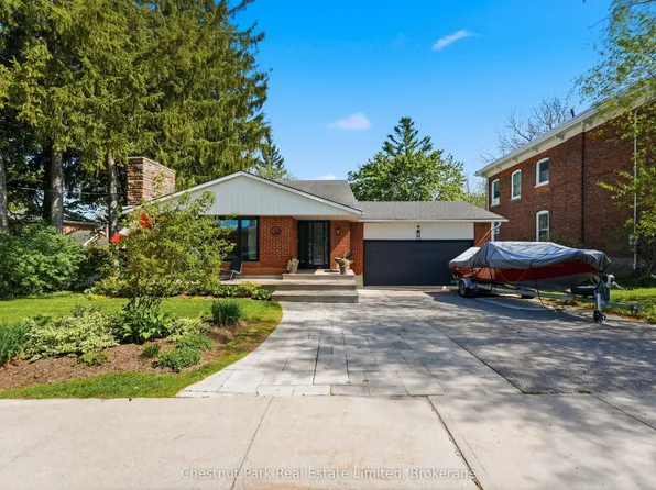 32 Barker St, Prince Edward County, ON K0K 2T0