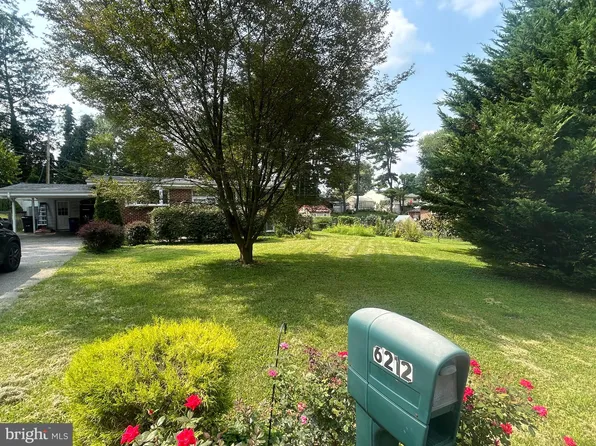 6212 Long Meadow Dr, Sykesville, MD 21784