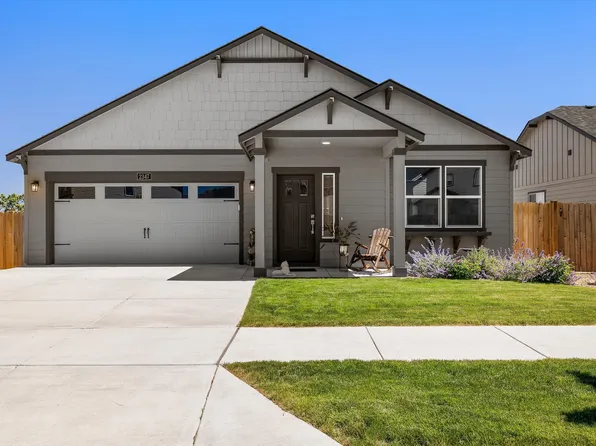 2347 NW Upas Way, Redmond, OR 97756