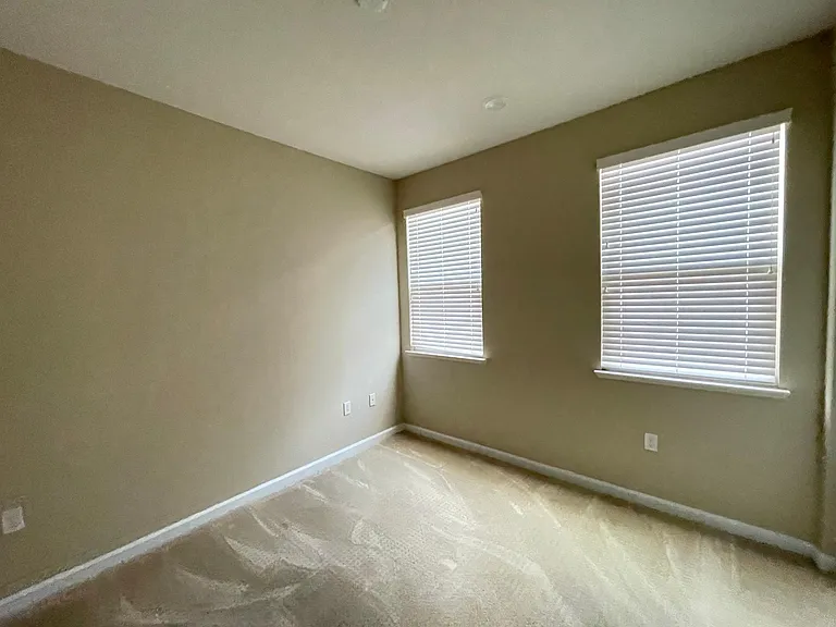 1130 Karby Ter #201 — Photo 13