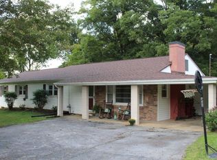 1920 Triangle Rd, Johnson City, TN 37604