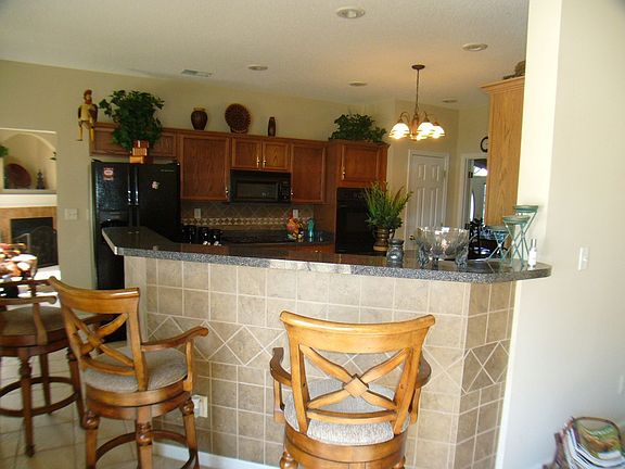 3rd image of 4911 Ashcroft Dr