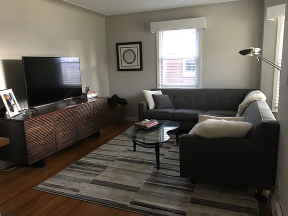 4th image of 1800 Oakshire Ave