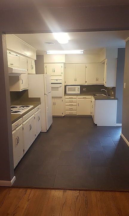 1st image of 1144 Fair Oaks Dr