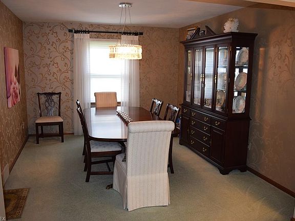 5th image of 8980 Wildwood Dr