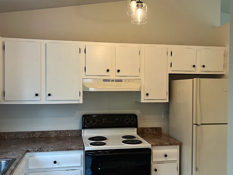 44 Suncrest Dr #2 — Photo 13