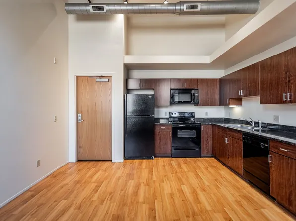 The Lofts at New Amsterdam