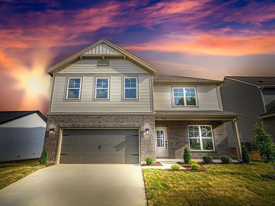 1st image of 912 Onyx Ln