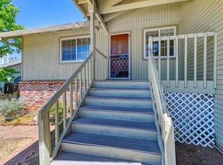 130 Celesta Dr, Grass Valley, CA 95945