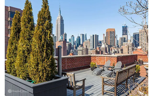 Sold by Douglas Elliman | media 8