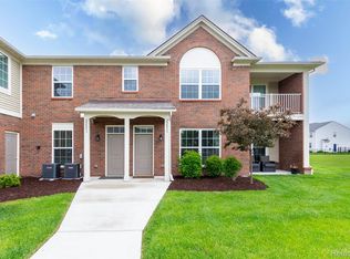 22093 Andover Dr, Macomb, MI 48042