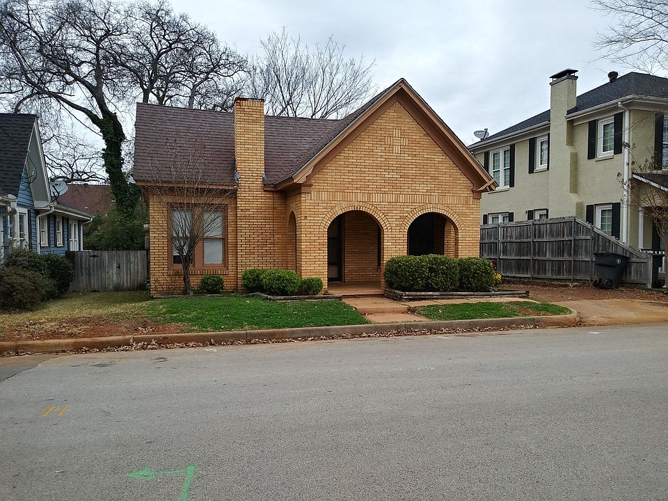1st image of 205 W Charnwood St