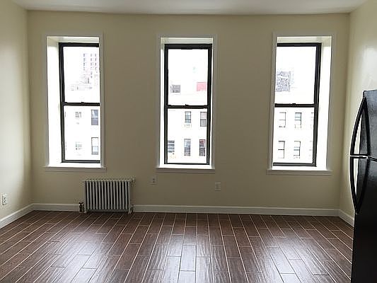 1st image of 2270 2nd Ave #4F