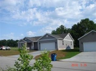 2019 Marigold St, Carthage, MO 64836