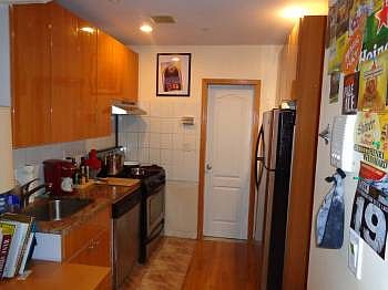 2nd image of 200 21st St